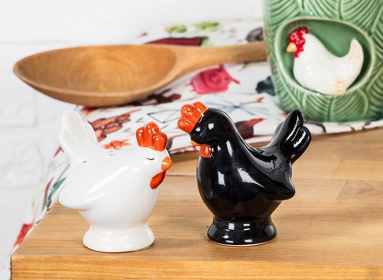Salt & Pepper Shakers - Black & White chickens
