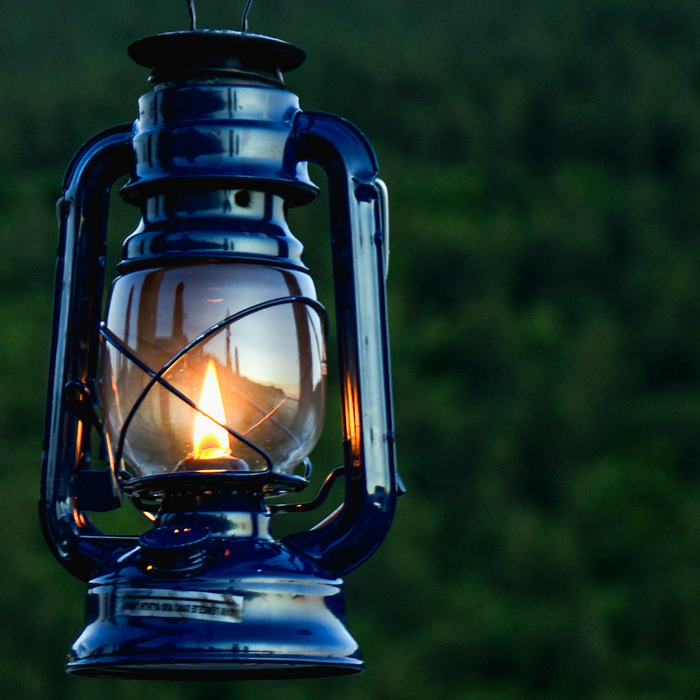 11" Camper Oil Lantern - Teal Blue