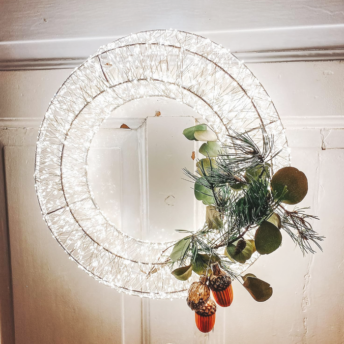 70cm Metal Wire LED Hanging Wreath