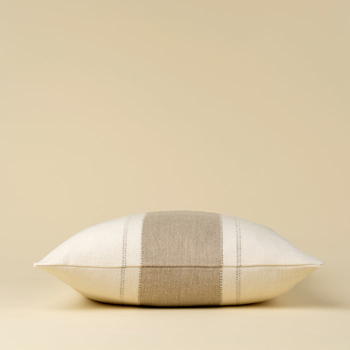 20x20 Edward Linen Pillow