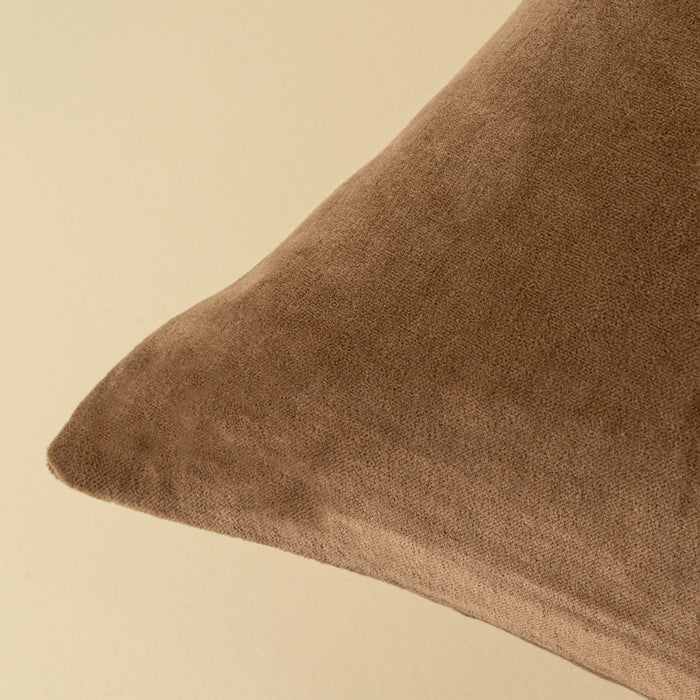 20" x 20" Vera Luxe Velvet Pillow - Caramel