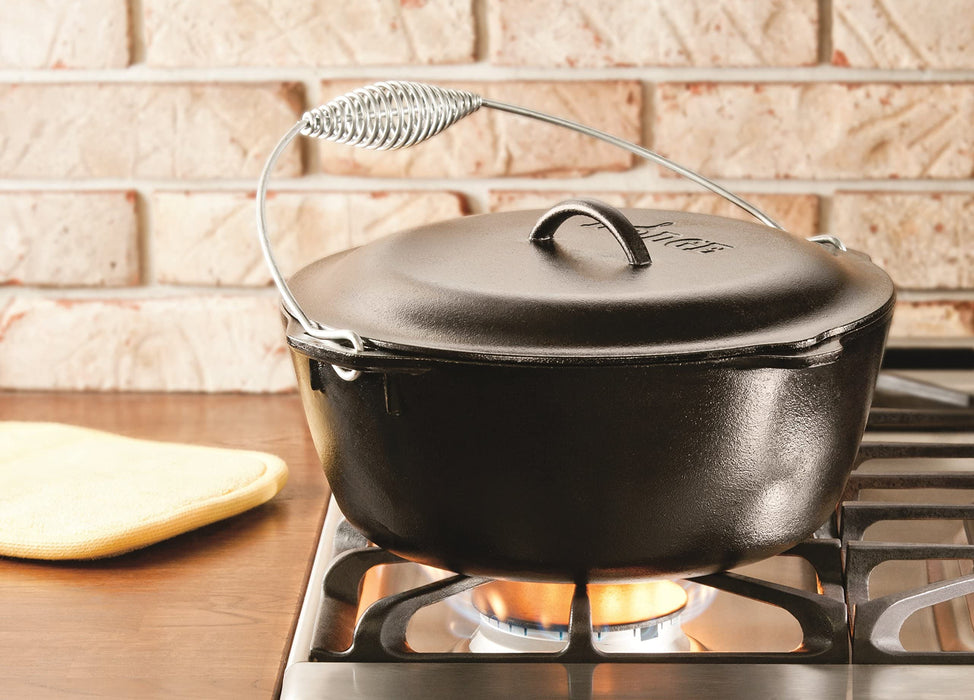 Lodge Cast Iron Dutch Oven - 7QT