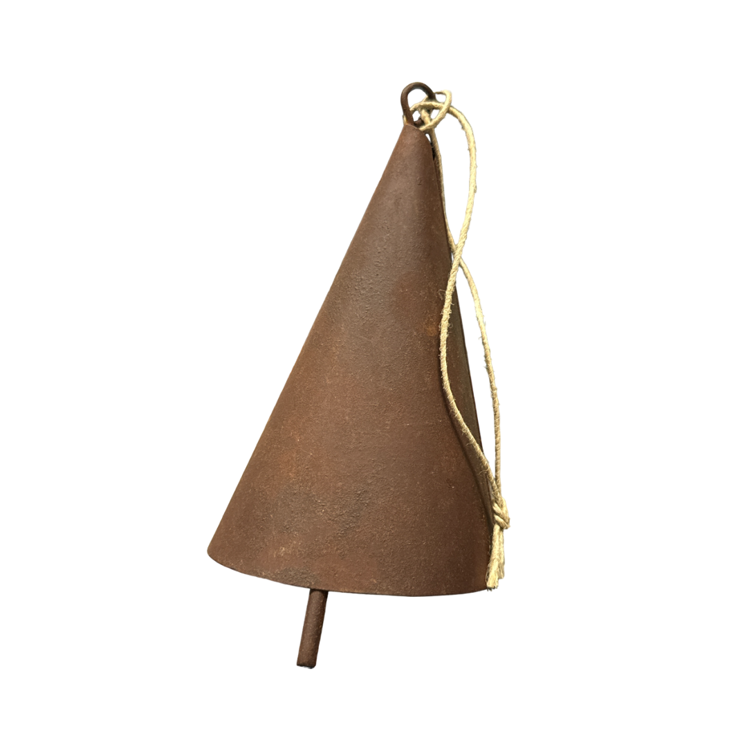 Square Rusted Cowbell Vintage Cow Bell Large - Rust — Berry Hill