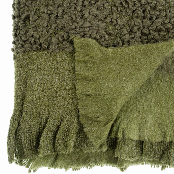 Vallnord Boucle Throw Blanket - Olive