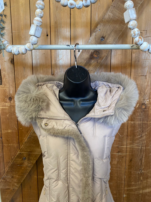 Beige Puffer Vest with Fur