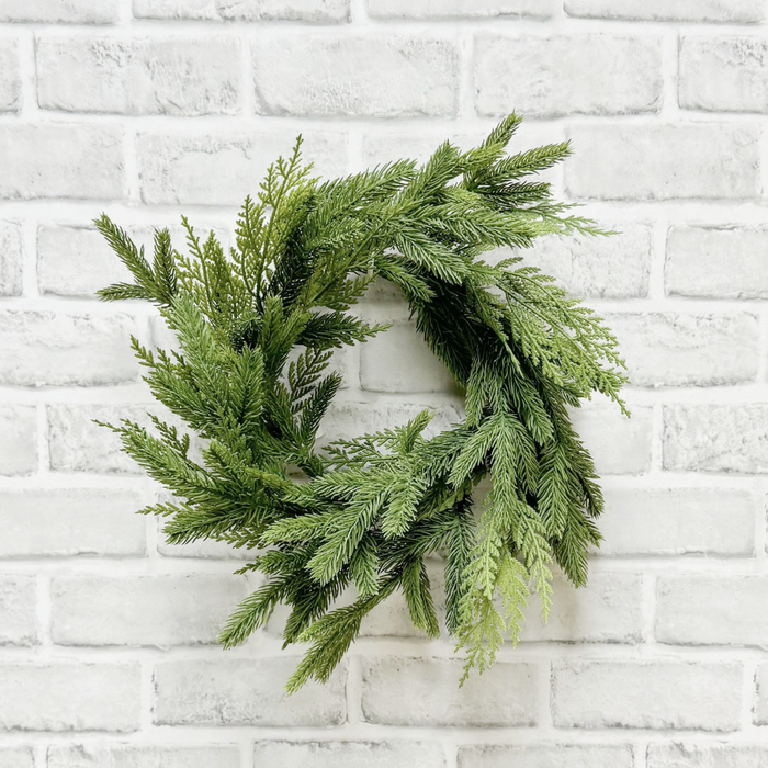 14" Fresh Touch Spruce & Cedar Candle Wreath