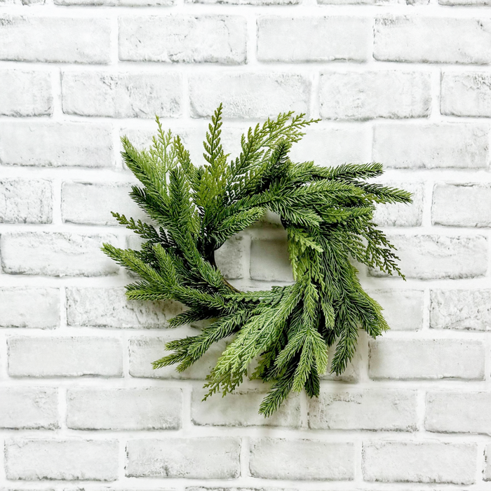 12" Fresh Touch Spruce & Cedar Candle Wreath