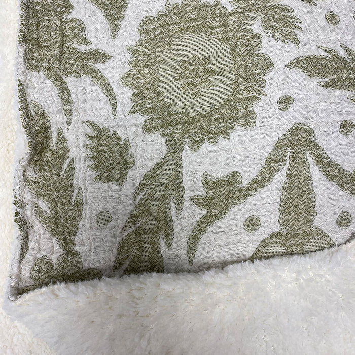 Crinkle Fleece Lined Throw - Vintage Floral