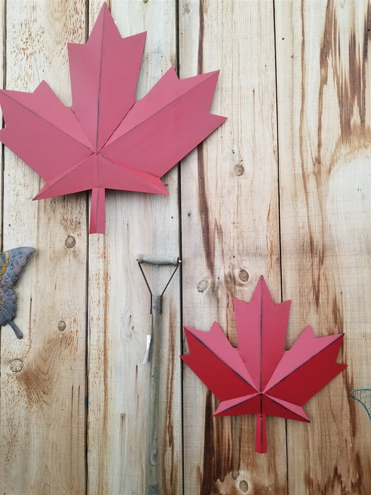 Red Metal Maple Leaf 31